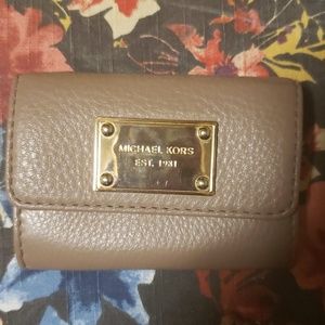 Michael Kors Card Holder Key Ring Chain ID